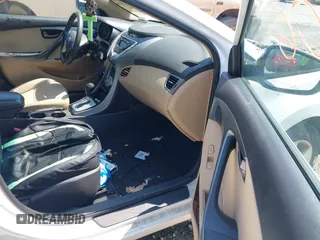 2011 Hyundai Elantra GLS with VIN 5NPDH4AE2BH045135, listed as a IAAI auction lot 39955171 with 209,116 mi miles. Bid and sale history available at carsss.com. Image 5.
