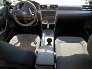 2012 Volkswagen Passat S with VIN 1VWAP7A32CC098725, listed as a Copart auction lot 53339555 with 119,084 mi miles and Salvage title. Bid and sale history available at DreamBid. Image 8.