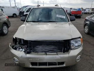 2011 Ford Escape XLT with VIN 1FMCU0D7XBKA06187, listed as a Copart auction lot 54012475 with 61,719 mi miles and Clean Title. Bid and sale history available at carsss.com. Image 5.