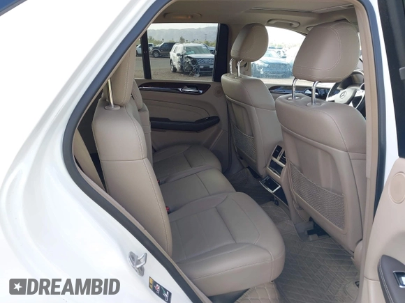 2015 Mercedes-Benz M 350 with VIN 4JGDA5JB3FA534992, listed as a IAAI auction lot 41885667 with 110,289 mi miles and . Bid and sale history available at DreamBid. Image 8.