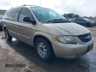 2003 Chrysler Town & Country LXi with VIN 2C4GP54L53R111892, listed as a IAAI auction lot 42069275 with 190,586 mi miles. Bid and sale history available at carsss.com. Image 1.