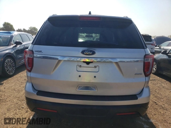 2019 Ford Explorer z VIN 1FM5K8B88KGA08869, wystawiony jako Copart lot #66892004 z przebiegiem 86 571 mil mil oraz Szkoda całkowita • Salvage title. Historia ofert i sprzedaży dostępna na DreamBid. Obrazek 6.