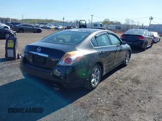 2007 Nissan Altima 2.5 S with VIN 1N4AL21E47N497414, listed as a IAAI auction lot 42050123 with 143,339 mi miles. Bid and sale history available at carsss.com. Image 4.