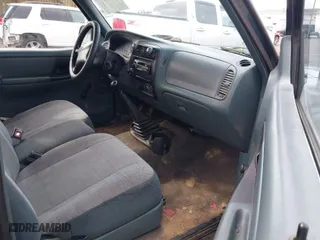 1996 Ford Ranger XL with VIN 1FTCR14A3TPA04986, listed as a IAAI auction lot 41928315 with 228,120 mi miles. Bid and sale history available at carsss.com. Image 5.