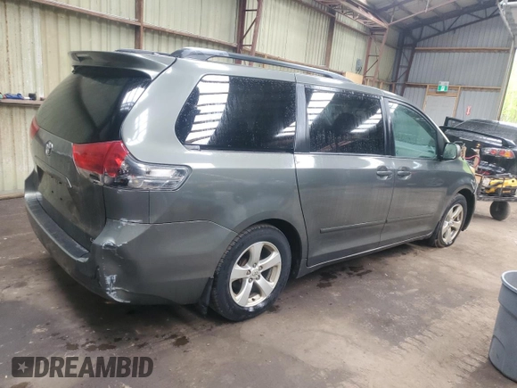 2011 Toyota Sienna LE AAS с VIN 5TDKK3DC6BS056176, выставлен на аукционе Copart как лот 58148845 с пробегом 412 435 миль миль и Чистый • Clean title. История ставок и продаж доступна на DreamBid. Изображение 3.