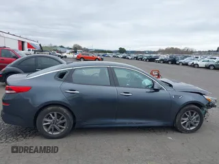 2020 Kia Optima SE z VIN 5XXGT4L35LG423369, wystawiony jako IAAI lot #41724608 z przebiegiem 91 464 mil mil oraz . Historia ofert i sprzedaży dostępna na DreamBid. Obrazek 14.