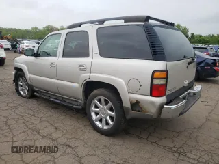 2006 Chevrolet Tahoe Z71 z VIN 1GNEK13Z16R106212, wystawiony jako Copart lot #56391985 z przebiegiem 323 418 mil mil oraz Szkoda całkowita • Salvage title. Historia ofert i sprzedaży dostępna na DreamBid. Obrazek 2.