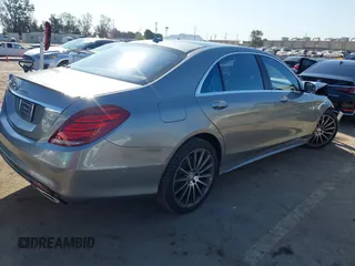 2015 Mercedes-Benz S-Class S 550 with VIN WDDUG8CB5FA072877, listed as a IAAI auction lot 41848660 with 91,532 mi miles. Bid and sale history available at carsss.com. Image 4.