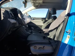 2022 Volkswagen Taos SE z VIN 3VVTX7B26NM062072, wystawiony jako Copart lot #84647194 z przebiegiem 38 250 mil mil oraz Szkoda całkowita • Salvage title. Historia ofert i sprzedaży dostępna na DreamBid. Obrazek 7.