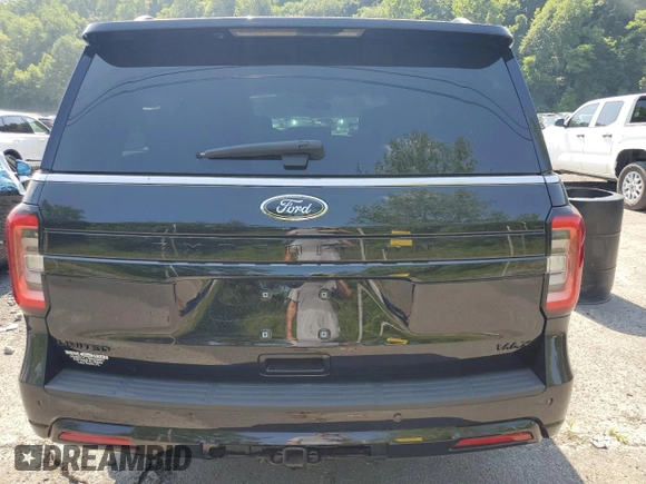 2024 Ford Expedition Max Limited with VIN 1FMJK2A83REB14942, listed as a Copart auction lot 62335885 with 9,928 mi miles and Salvage title. Bid and sale history available at DreamBid. Image 6.