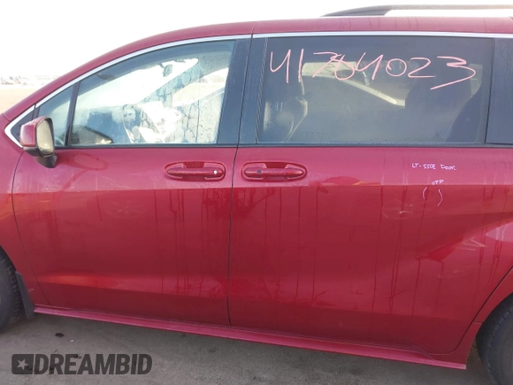 2022 Toyota Sienna LE z VIN 5TDKRKEC0NS093524, wystawiony jako IAAI lot #41784023 z przebiegiem 40 887 mil mil oraz . Historia ofert i sprzedaży dostępna na DreamBid. Obrazek 15.