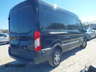 2016 Ford Transit Cargo z VIN 1FTYR2CM6GKB54374, wystawiony jako IAAI lot #41674672 z przebiegiem 128 594 mil mil oraz . Historia ofert i sprzedaży dostępna na DreamBid. Obrazek 4.