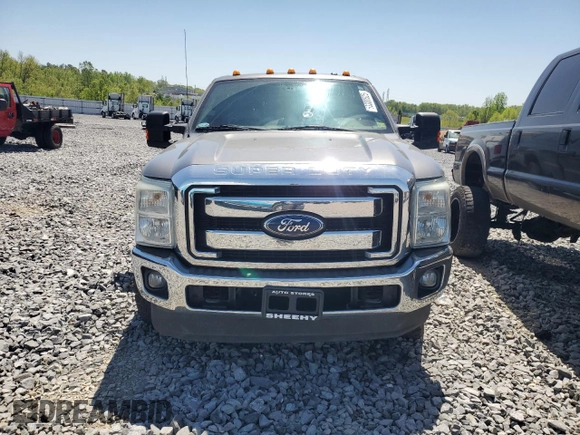 2011 Ford F-350 XL z VIN 1FT8W3BT5BEC89974, wystawiony jako Copart lot #53300525 z przebiegiem 109 507 mil mil oraz Czysty tytuł • Clean title. Historia ofert i sprzedaży dostępna na DreamBid. Obrazek 5.