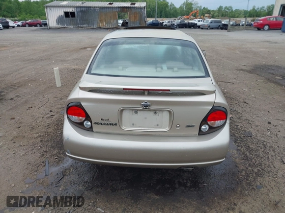 2000 Nissan Maxima GXE z VIN JN1CA31D2YT531324, wystawiony jako IAAI lot #42126970 z przebiegiem 141 864 mil mil oraz . Historia ofert i sprzedaży dostępna na DreamBid. Obrazek 17.