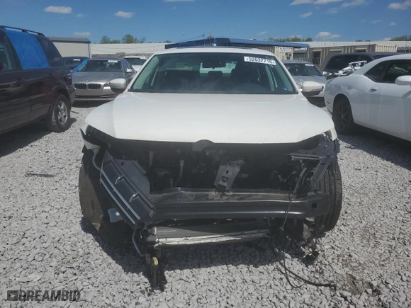 2015 Volkswagen Passat 2.0L TDI SE w/Sunroof with VIN 1VWBV7A32FC093846, listed as a Copart auction lot 52032715 with 124,434 mi miles and Salvage Title. Bid and sale history available at carsss.com. Image 5.