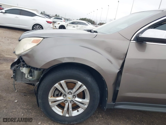 2012 Chevrolet Equinox LTZ with VIN 2GNFLFE50C6310838, listed as a IAAI auction lot 41592477 with 228,800 mi miles. Bid and sale history available at carsss.com. Image 19.