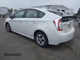 2015 Toyota Prius Four with VIN JTDKN3DU2F0430937, listed as a IAAI auction lot 41961875 with 305,044 mi miles. Bid and sale history available at carsss.com. Image 3.