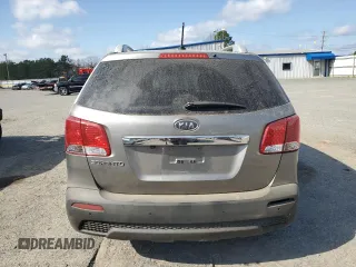 2011 Kia Sorento LX with VIN 5XYKT3A1XBG097651, listed as a Copart auction lot 47799775 with 136,918 mi miles and Salvage Title. Bid and sale history available at carsss.com. Image 6.