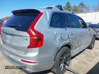 2018 Volvo XC90 Momentum with VIN YV4A22PK3J1204270, listed as a IAAI auction lot 41806395 with 93,461 mi miles. Bid and sale history available at carsss.com. Image 4.