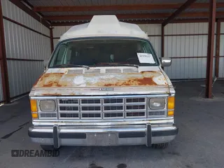 1993 Dodge Cargo with VIN 2B6HB21Y6PK507902, listed as a IAAI auction lot 41935117 with 175,758 mi miles and . Bid and sale history available at DreamBid. Image 6.