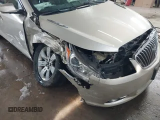 2013 Buick LaCrosse Leather с VIN 1G4GC5G39DF262732, выставлен на аукционе IAAI как лот 41551215 с пробегом 216 012 миль миль и . История ставок и продаж доступна на DreamBid. Изображение 6.