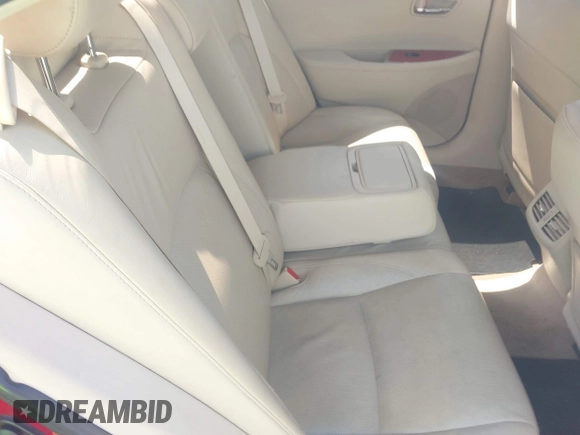 2010 Lexus ES 330 with VIN JTHBK1EG6A2409140, listed as a IAAI auction lot 42234675 with 134,489 mi miles and . Bid and sale history available at carsss.com. Image 8.