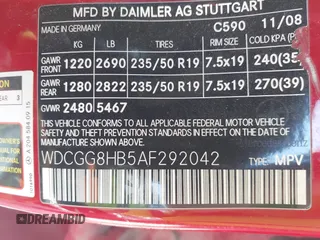 2010 Mercedes-Benz GLK GLK 350 with VIN WDCGG8HB5AF292042, listed as a IAAI auction lot 42049341 with 170,003 mi miles. Bid and sale history available at carsss.com. Image 9.