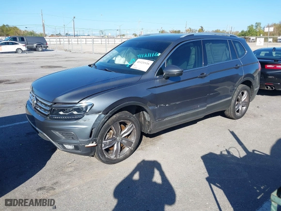 2019 Volkswagen Tiguan SEL Premium with VIN 3VV4B7AX6KM086321, listed as a IAAI auction lot 41121116 with 77,646 mi miles. Bid and sale history available at carsss.com. Image 17.
