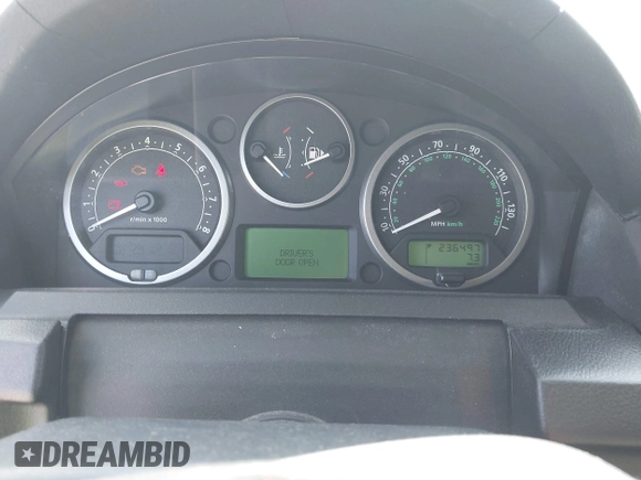 2006 Land Rover LR3 SE with VIN SALAE25406A403064, listed as a IAAI auction lot 42595982 with 236,497 mi miles and . Bid and sale history available at DreamBid. Image 7.