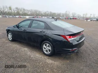 2023 Hyundai Elantra SE z VIN KMHLL4AG1PU547297, wystawiony jako IAAI lot #42080475 z przebiegiem 20 355 mil mil oraz . Historia ofert i sprzedaży dostępna na DreamBid. Obrazek 3.
