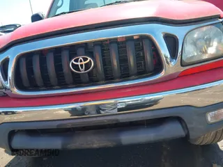 2002 Toyota Tacoma PreRunner с VIN 5TESM92N92Z130226, выставлен на аукционе IAAI как лот 42650412 с пробегом 195 042 миль миль и . История ставок и продаж доступна на DreamBid. Изображение 12.
