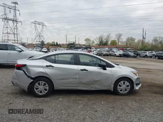 2024 Nissan Versa S with VIN 3N1CN8DV7RL869457, listed as a IAAI auction lot 42029314 with 2,922 mi miles. Bid and sale history available at carsss.com. Image 13.