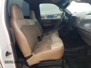 2002 Ford F-150 XL with VIN 1FTRF17W32KB68406, listed as a Copart auction lot 86059454 with 322,076 mi miles and Salvage Title. Bid and sale history available at carsss.com. Image 10.