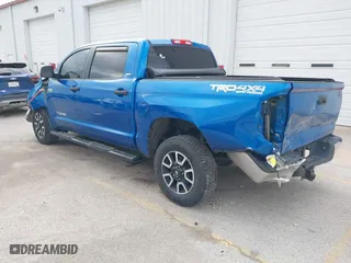 2017 Toyota Tundra 4WD SR5 with VIN 5TFDW5F13HX661540, listed as a IAAI auction lot 41865611 with 177,243 mi miles. Bid and sale history available at carsss.com. Image 3.