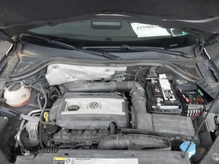 2016 Volkswagen Tiguan SE with VIN WVGBV7AX7GW526904, listed as a IAAI auction lot 42590816 with 73,758 mi miles and . Bid and sale history available at DreamBid. Image 10.