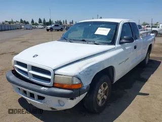 2001 Dodge Dakota с VIN 1B7GL22X91S188051, выставлен на аукционе IAAI как лот 40048902 с пробегом 304 305 миль миль и . История ставок и продаж доступна на DreamBid. Изображение 22.