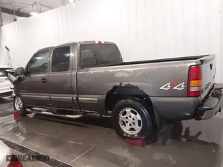 2001 Chevrolet Silverado 1500 LT with VIN 1GCEK19T31Z165427, listed as a IAAI auction lot 41583419 with 187,450 mi miles. Bid and sale history available at carsss.com. Image 15.
