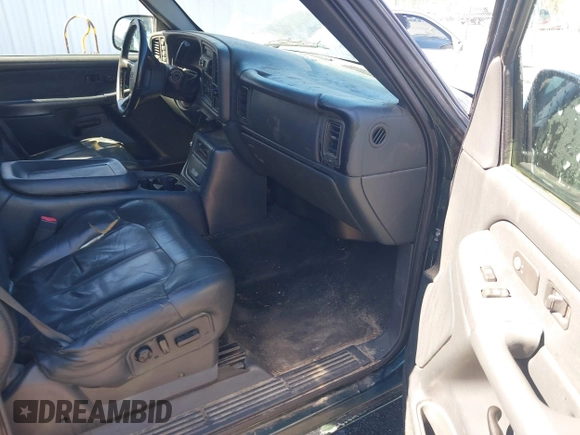 2002 Chevrolet Silverado 1500 LT with VIN 1GCEK19T62E289636, listed as a IAAI auction lot 41726432 with 326,816 mi miles. Bid and sale history available at carsss.com. Image 5.