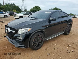 2018 Mercedes-Benz GLE 63 S AMG z VIN 4JGED7FB8JA088797, wystawiony jako Copart lot #60621635 z przebiegiem 46 977 mil mil oraz Szkoda całkowita • Salvage title. Historia ofert i sprzedaży dostępna na DreamBid. Obrazek 1.