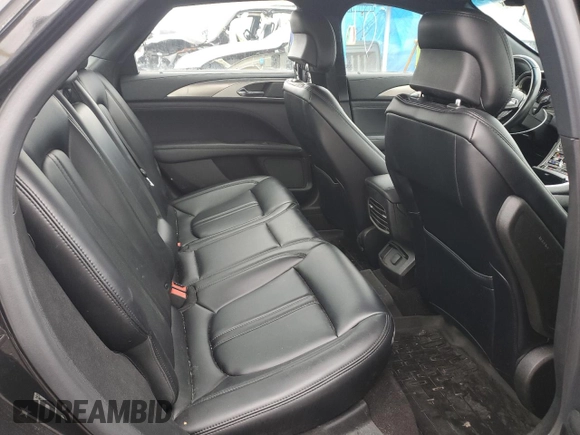 2019 Lincoln MKZ Standard with VIN 3LN6L5A91KR623587, listed as a Copart auction lot 43203785 with 31,521 mi miles and Clean Title. Bid and sale history available at carsss.com. Image 10.