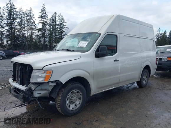 2021 Nissan NV Cargo SV z VIN 1N6BF0LY8MN803945, wystawiony jako IAAI lot #41459255 z przebiegiem 70 324 mil mil oraz . Historia ofert i sprzedaży dostępna na DreamBid. Obrazek 2.