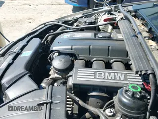 2010 BMW 3 Series 328i xDrive with VIN WBAPK5C5XAA649438, listed as a IAAI auction lot 42571583 with 205,288 mi miles and . Bid and sale history available at DreamBid. Image 19.