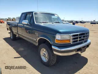 1996 Ford F-250 with VIN 1FTHX26F2TEB40676, listed as a Copart auction lot 57954394 with 246,330 mi miles and Clean Title. Bid and sale history available at carsss.com. Image 4.
