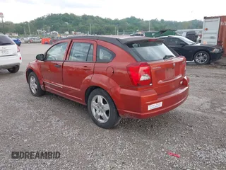 2009 Dodge Caliber SXT z VIN 1B3HB48A69D168427, wystawiony jako IAAI lot #42156117 z przebiegiem 168 286 mil mil oraz . Historia ofert i sprzedaży dostępna na DreamBid. Obrazek 3.