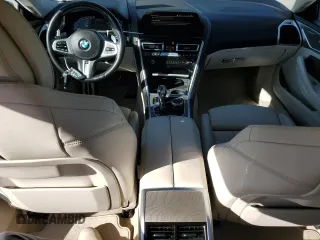 2022 BMW 8 Series M850i с VIN WBAGV8C06NCH25022, выставлен на аукционе Copart как лот 82894104 с пробегом 26 864 миль миль и На запчасти • Non repairable. История ставок и продаж доступна на DreamBid. Изображение 8.