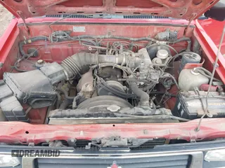 1994 Mitsubishi Mighty Max z VIN JA7LS21G0RP007773, wystawiony jako IAAI lot #41915117 z przebiegiem 68 410 mil mil oraz . Historia ofert i sprzedaży dostępna na DreamBid. Obrazek 10.