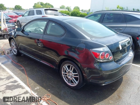 2009 Scion tC z VIN JTKDE167790276453, wystawiony jako IAAI lot #42169916 z przebiegiem 118 418 mil mil oraz . Historia ofert i sprzedaży dostępna na DreamBid. Obrazek 3.