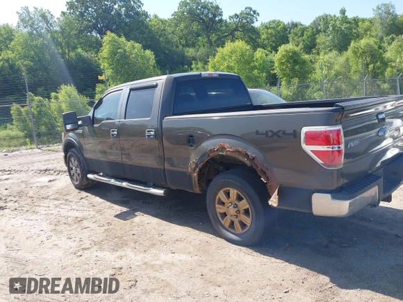 2009 Ford F-150 XL z VIN 1FTPW14V99KC41789, wystawiony jako IAAI lot #42557590 z przebiegiem 251 404 mil mil oraz . Historia ofert i sprzedaży dostępna na DreamBid. Obrazek 3.