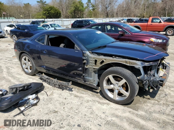 2013 Chevrolet Camaro LS z VIN 2G1FE1E3XD9172724, wystawiony jako Copart lot #50713835 z przebiegiem 110 067 mil mil oraz Szkoda całkowita • Salvage title. Historia ofert i sprzedaży dostępna na DreamBid. Obrazek 4.