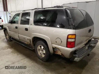 2000 Chevrolet Suburban with VIN 1GNFK16T9YJ169393, listed as a Copart auction lot 84970004 with 304,002 mi miles and Salvage Title. Bid and sale history available at carsss.com. Image 2.
